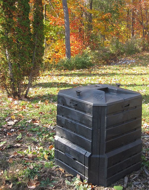 SoilSaver compost bin outdoors